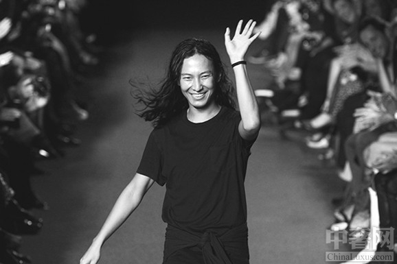 Alexander WangBalenciagaʽ